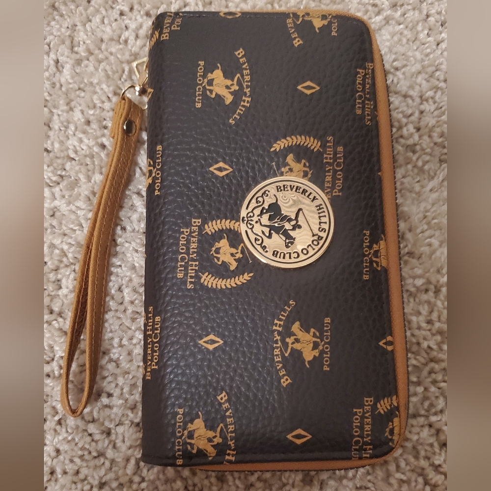 Beverly Hills Polo Club Clutch Wallet